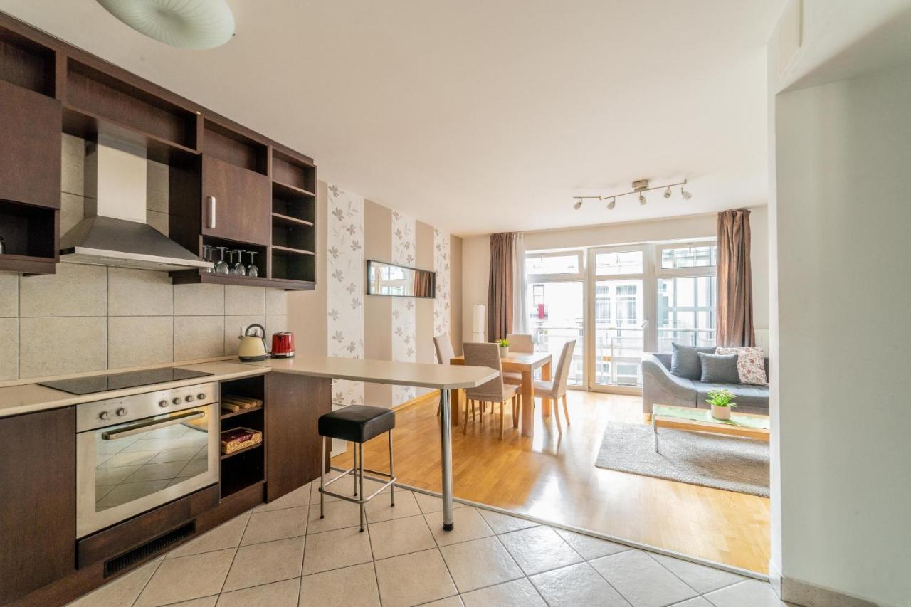 Madison Apartments บูดาเปสต์ ภายนอก รูปภาพ
